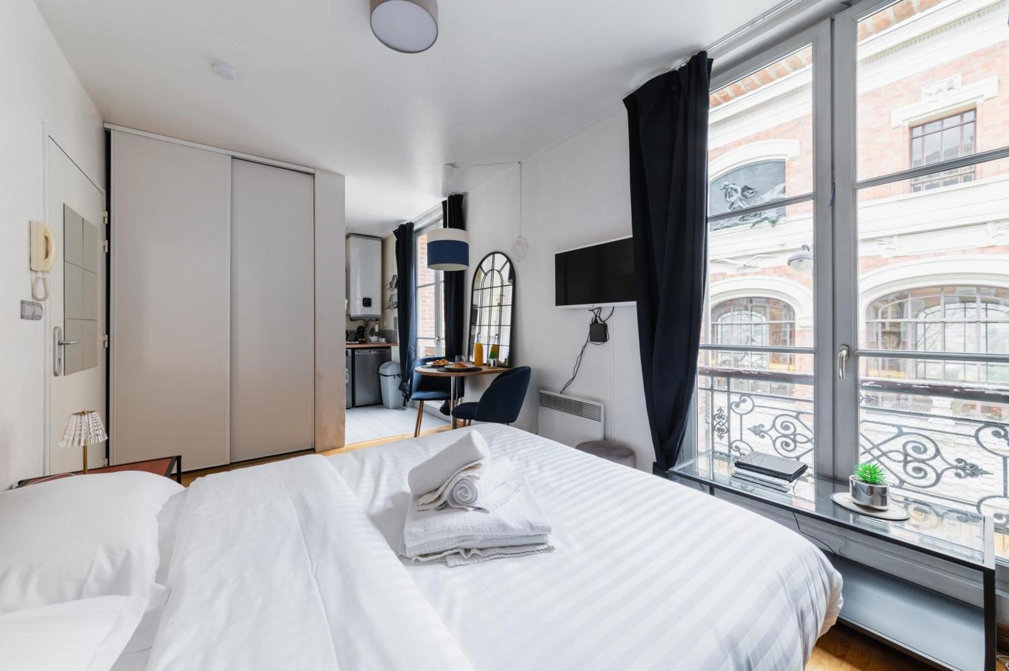 Studio Cosy Vue Sur Le Musee - Paris 5 - 2P Apartment Luaran gambar